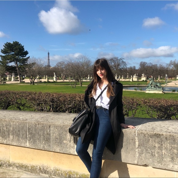 Meet your Posher, Delaney - Picture 1 of 1